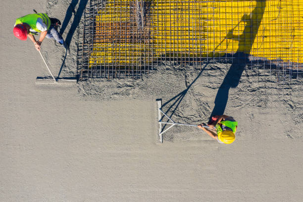 Best Concrete Pool Decks in Yale, MI